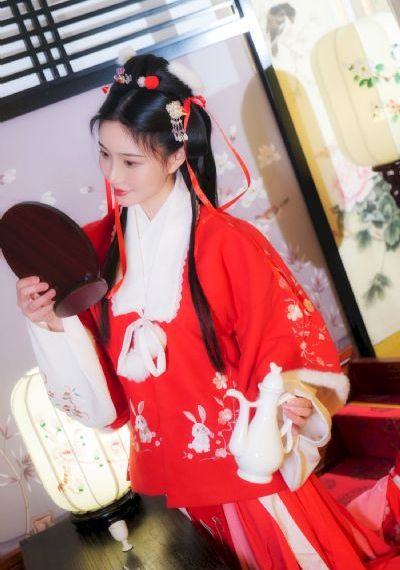 mc热狗十八岁黑白配