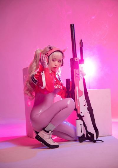 善良美丽女邻居